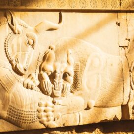 دیوار تخت جمشید